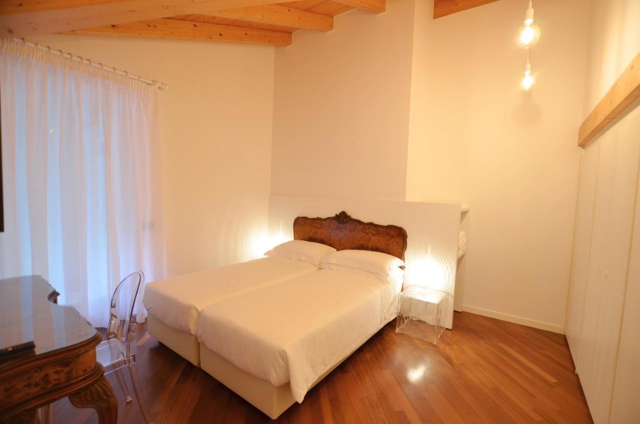 Attic Suite Palme リーヴァ・デル・ガルダ エクステリア 写真